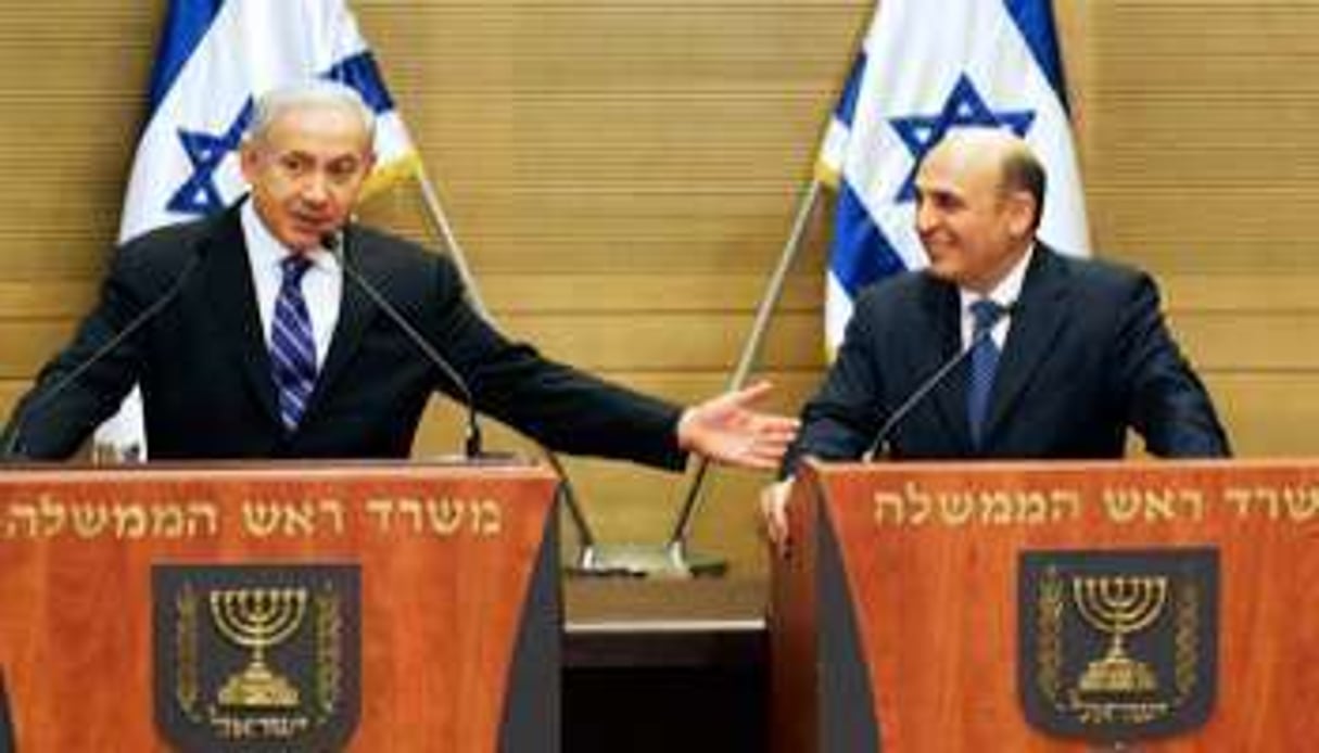 Conférence de presse commune de Benyamin Netanyahou et Shaul Mofaz, le 8 mai, à Jérusalem. © SIPA