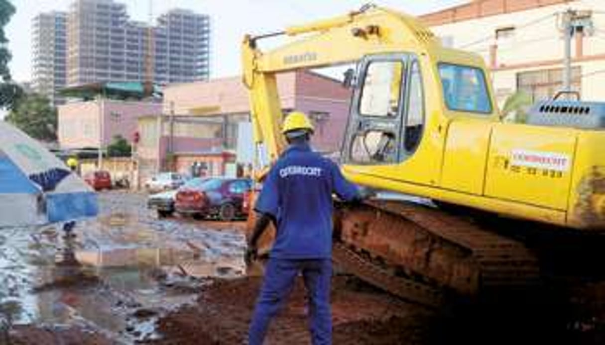 Un chantier de Odebrecht à Luanda. Le groupe de BTP compte 16000 employés en Angola. © Issouf Sanogo/AFP