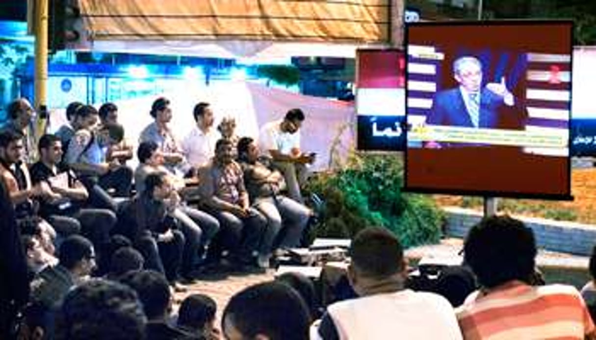 Amr Moussa et Abdel Moneim ont débattu en direct pendant plus de quatre heures. © Gianliugi Guercia/AFP
