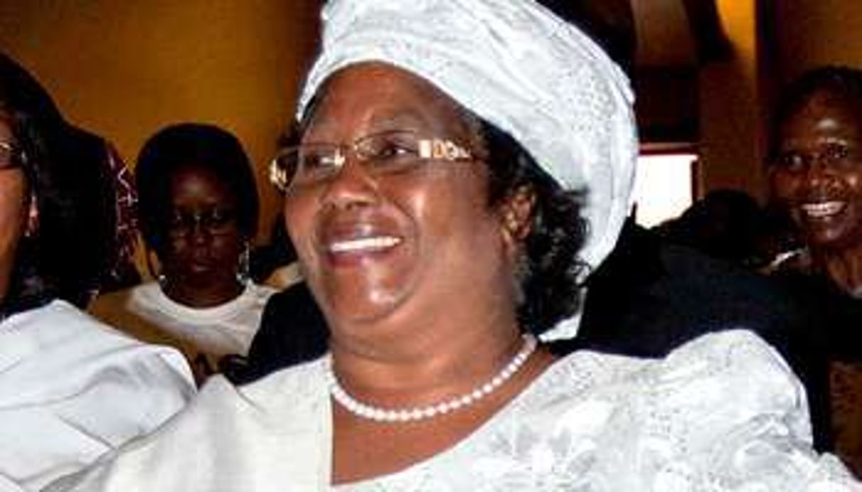 Jets, limousines… Joyce Banda, présidente du Malawi, vend tout. © SIPA