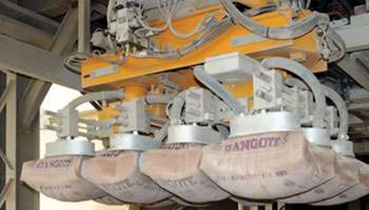 Coté sur la Bourse du Nigeria depuis fin 2010, Dangote Cement entend s’introduire à Londres au premier trimestre 2013. © Dangote Group