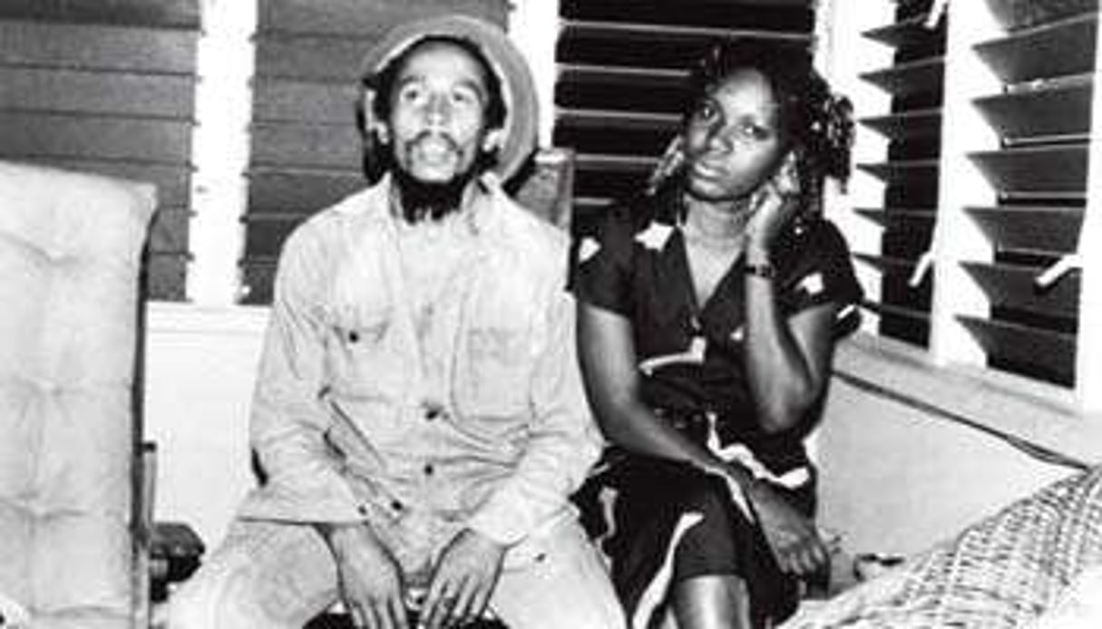 Bob Marley et Pascaline Bongo, dans les années 1980. © D.R.