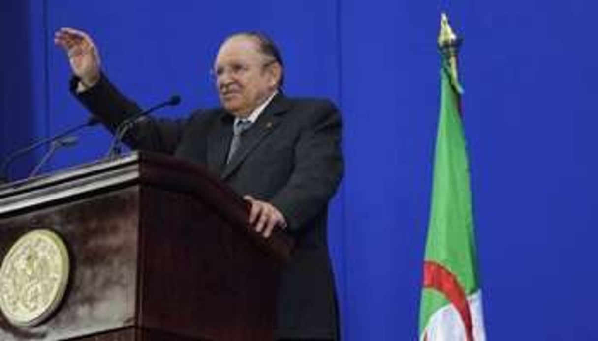 Le président Abdelaziz Bouteflika à Sétif, le 8 mai 2012. © AFP