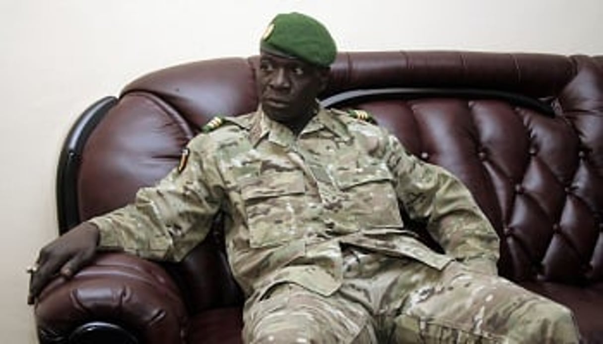 Le capitaine Amadou Haya Sanogo, auteur du putsch qui a renversé le président Amadou Toumani Touré en mars dernier. © Emmanuel Daou Bakary pour JA