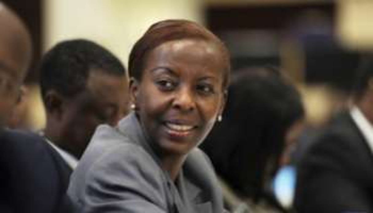 La ministre rwandaise des Affaires étrangères, Mme Mushikiwabo est une fervente adepte de Twitter. © Reuters