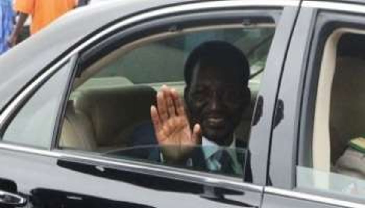 Dioncounda Traoré, arrive à Bamako après deux mois à Paris, le 27 juillet . © AFP