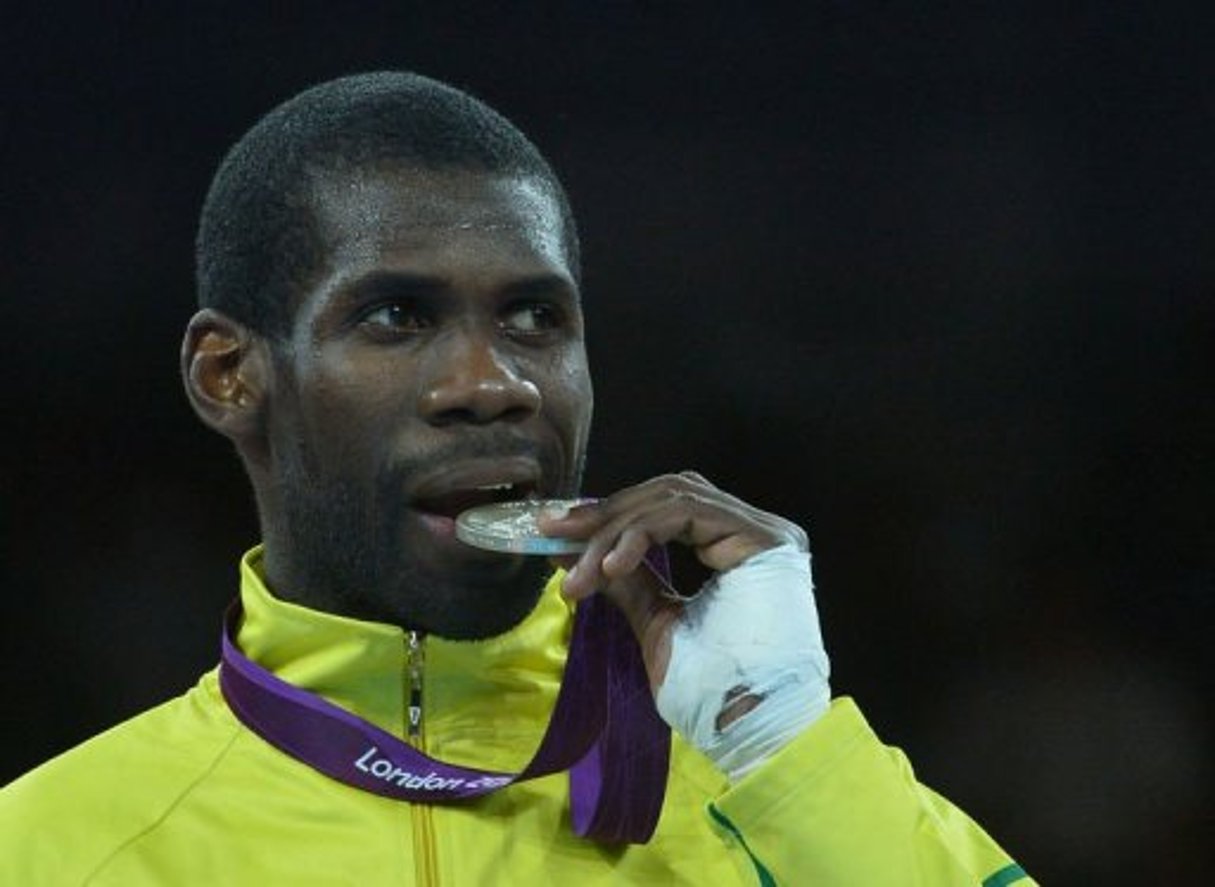 JO: le premier médaillé gabonais accueilli en héros à Libreville © AFP