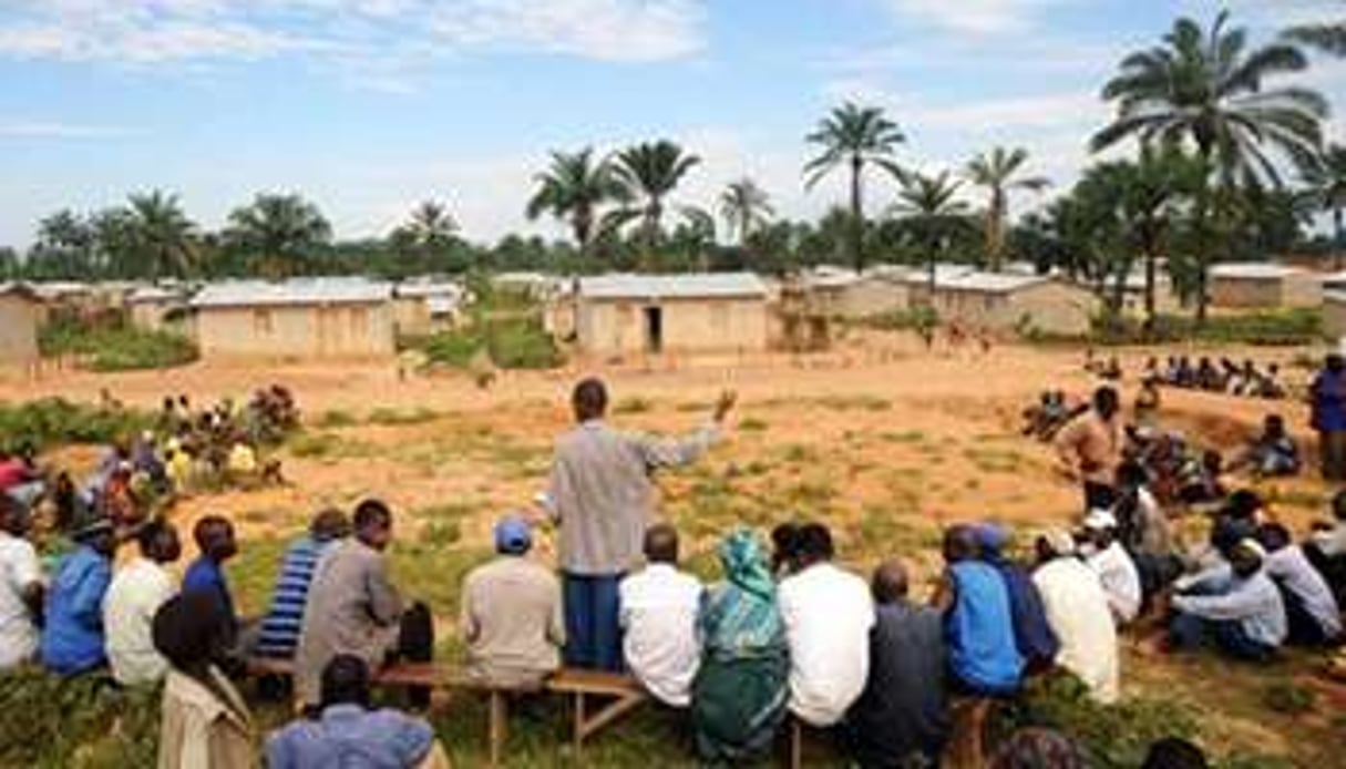 Des « villages de la paix » accueillent les réfugiés de retour. © AFP
