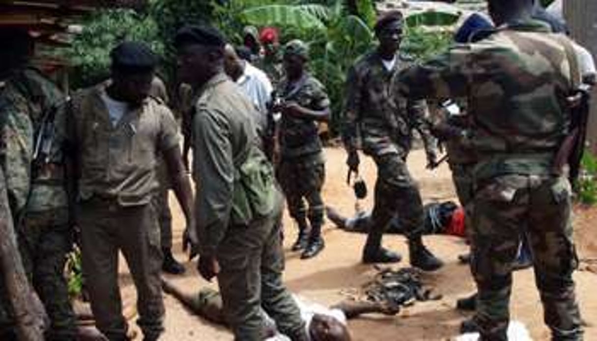 La fusillade aurait fait sept morts, six assaillants et un militaire loyaliste. © AFP