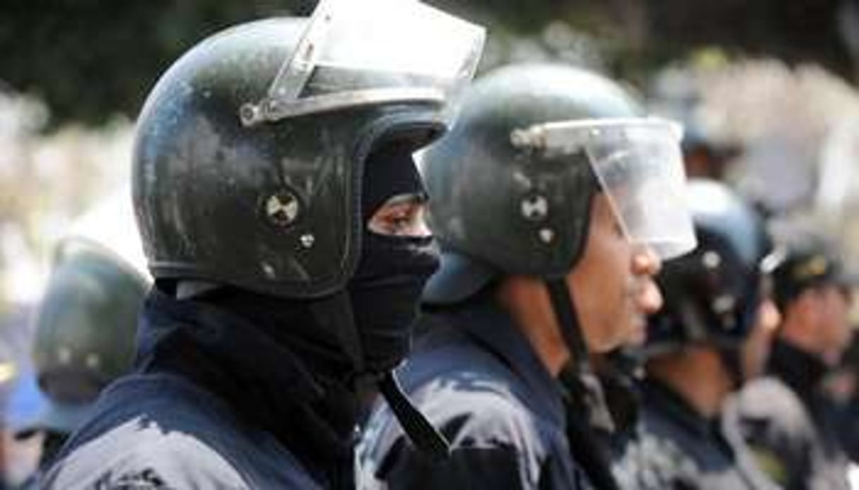 La police tunisienne souffre aussi du manque de reconnaissance de la population. © Fethi Belaid/AFP