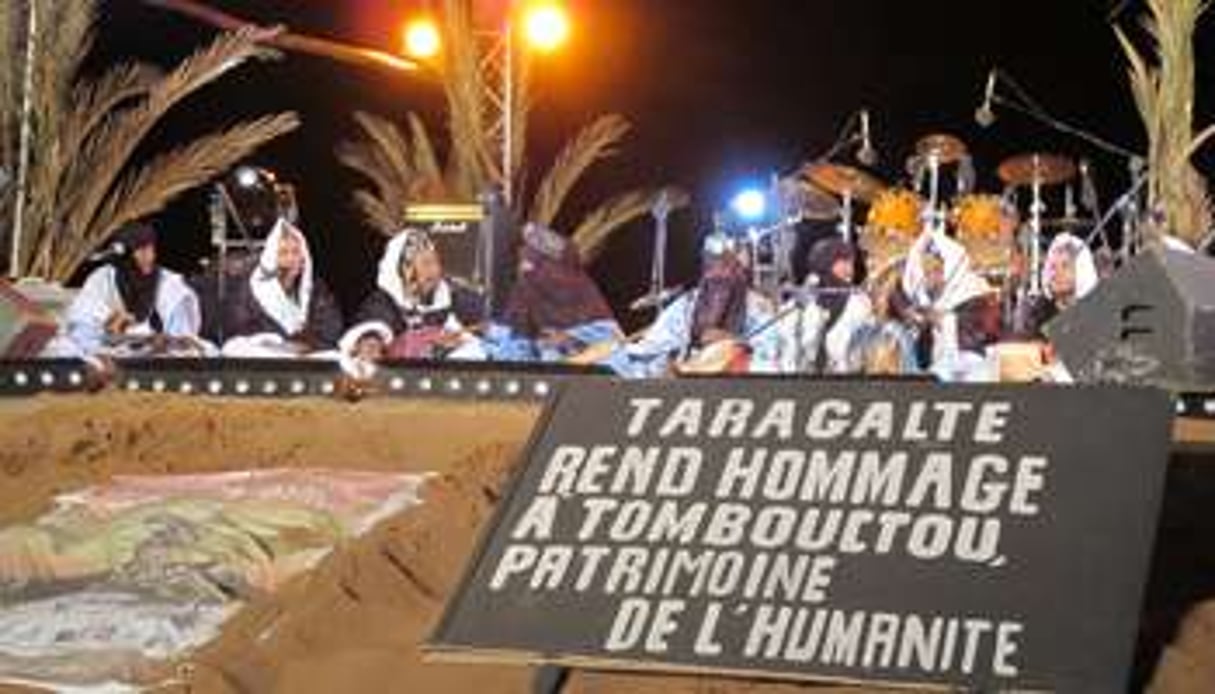 Hommage du Festival à la ville de Tombouctou tombée aux mains des islamistes. © Benjamin Roger