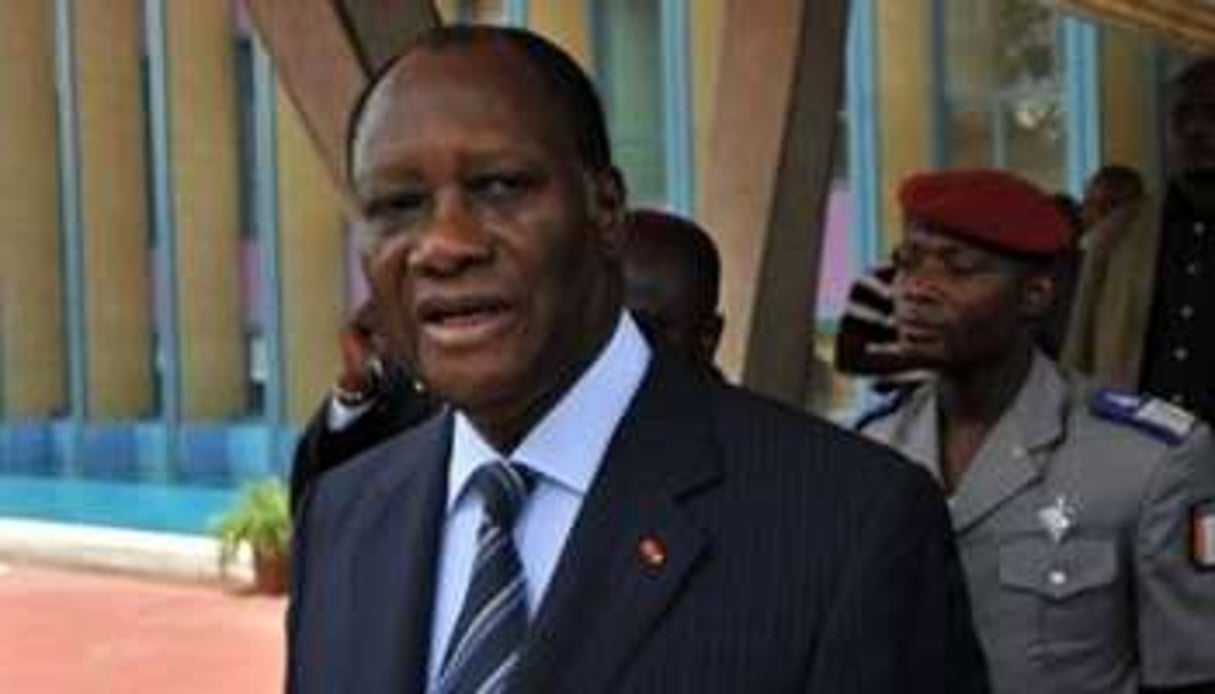 Alassane Ouattara n’a pas donné les raisons officielles de la dissolution du gouvernement. © AFP