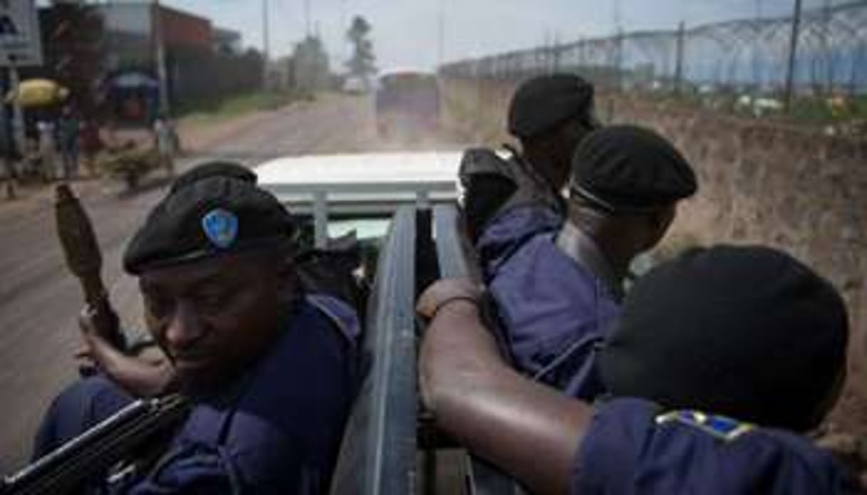 Des policiers congolais dans les rues de Goma, le 4 décembre 2012. © AFP/Phil Moore
