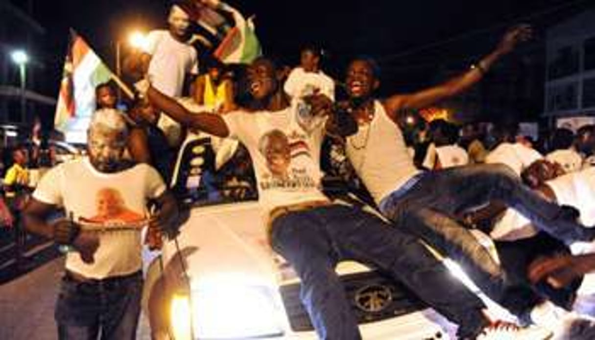 Des partisans de Mahama, le 9 décembre 2012 à Accra, au Ghana. © Pius Utomi Ekpei/AFP