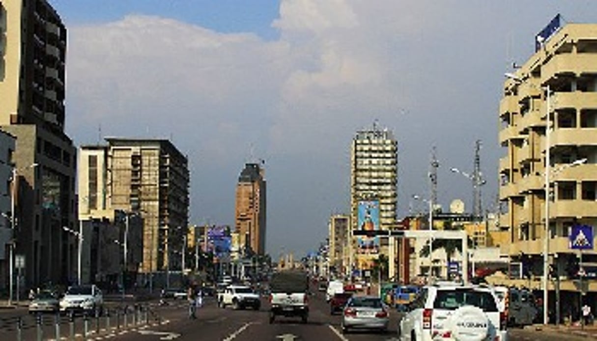 Le boulevard du 30 juin à Kinshasa. © Muriel Devey