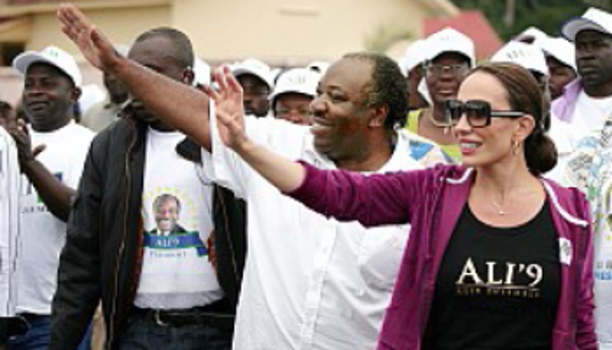 Ali Bongo Ondimba et son épouse Sylvia, le 23 août 2009. © DR