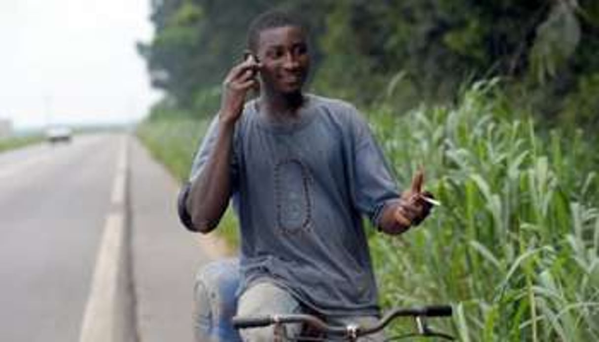 Le Nigeria distribuera 10 millions de portables. © AFP