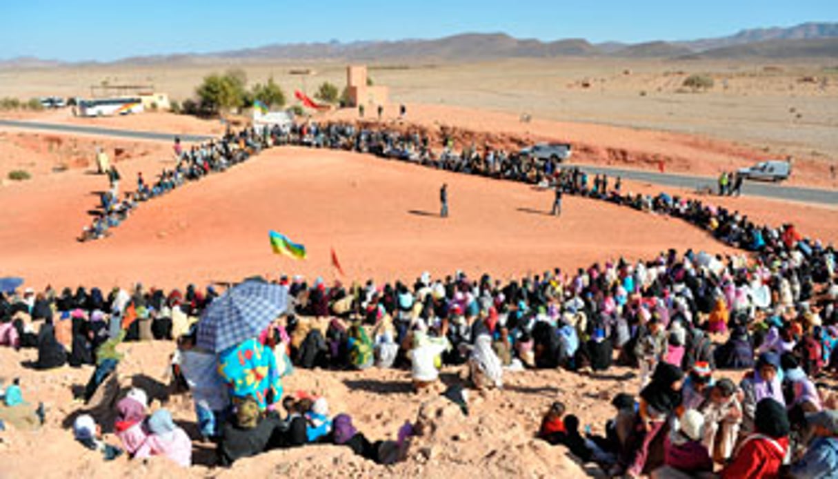 Sit-in des riverains d’Imiter, en mars 2012. © Abdelhak Senna/AFP