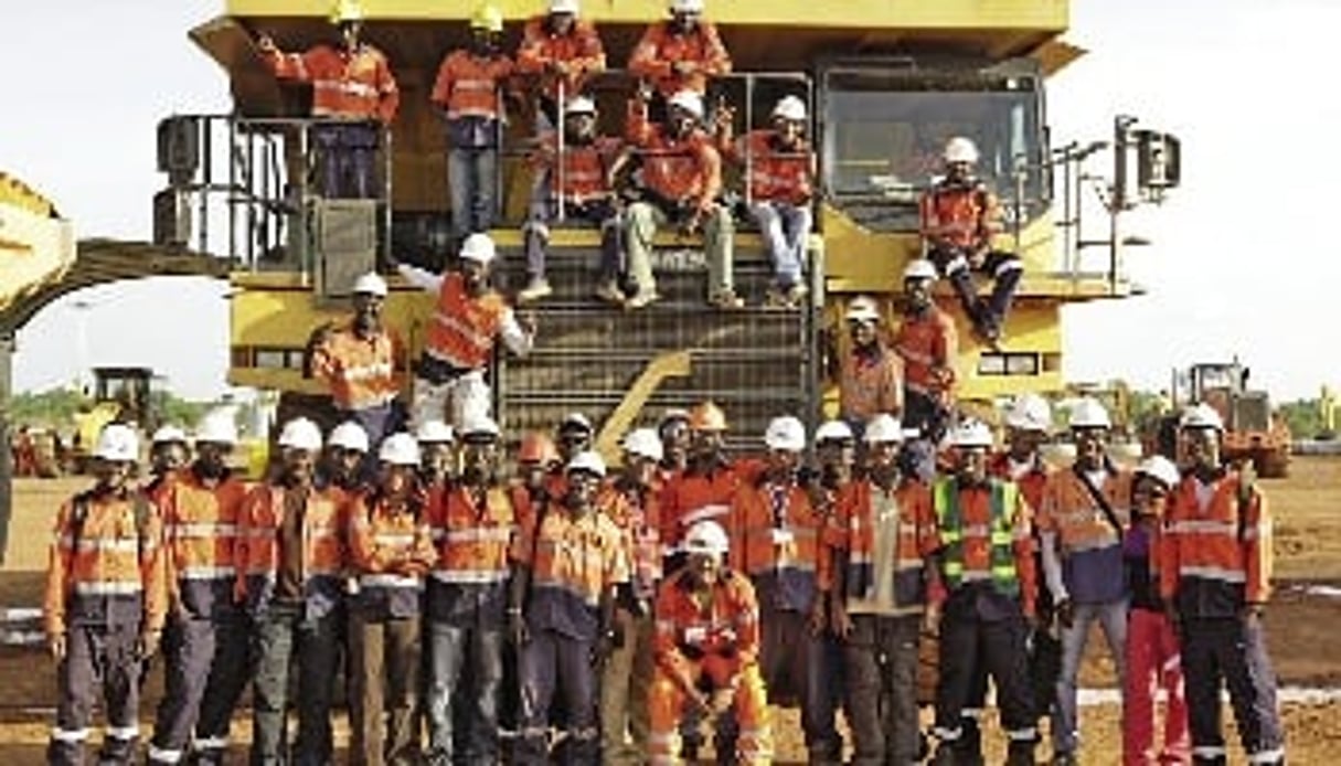 Employés du canadien Teranga Gold Corporation, sur la mine de Sabodala (est du Sénégal). © Hugh Brown