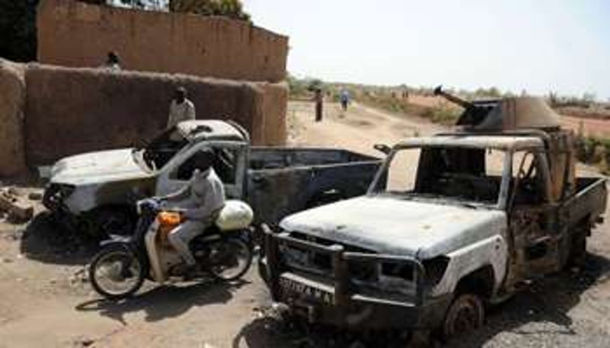 Des véhicules supposés appartenir aux groupes armés islamistes. © AFP