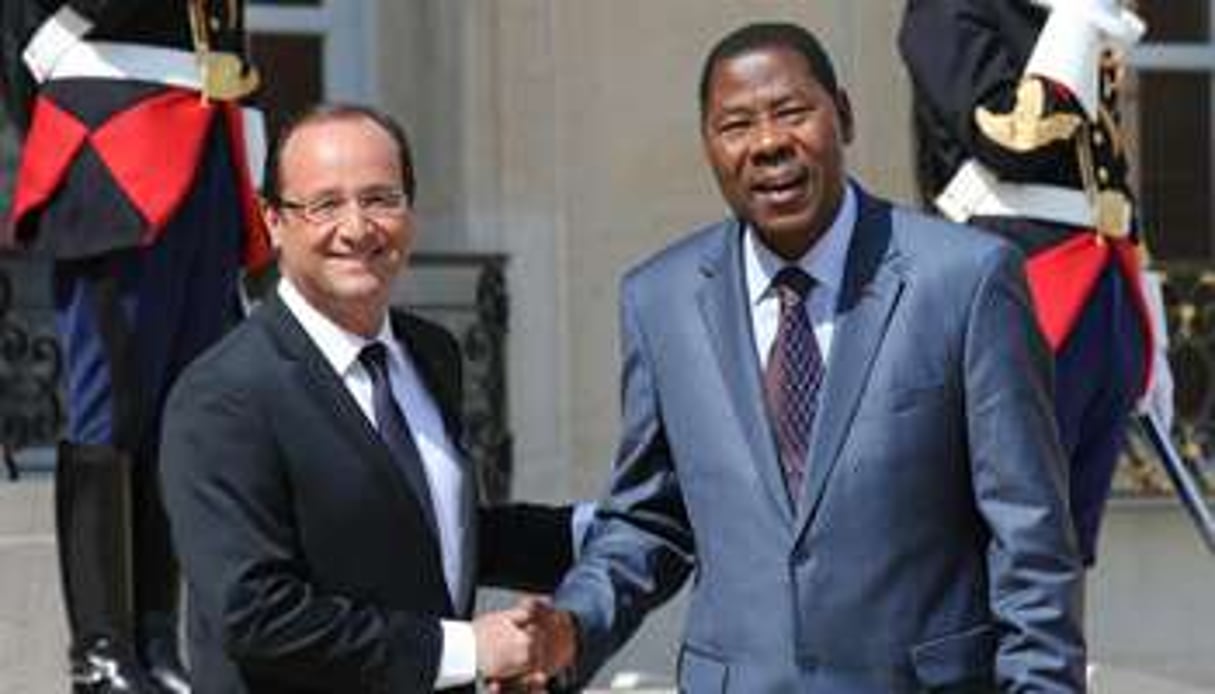 François Hollande et Boni Yayi lors de la dernière visite en France de ce dernier, le 29 mai 2012. © http://www.ambafrance-bj.org