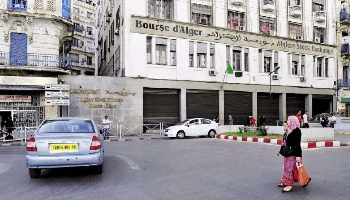 La bourse d’Alger. La société envisage d’être cotée à la fin mars. © Omar Sefouane