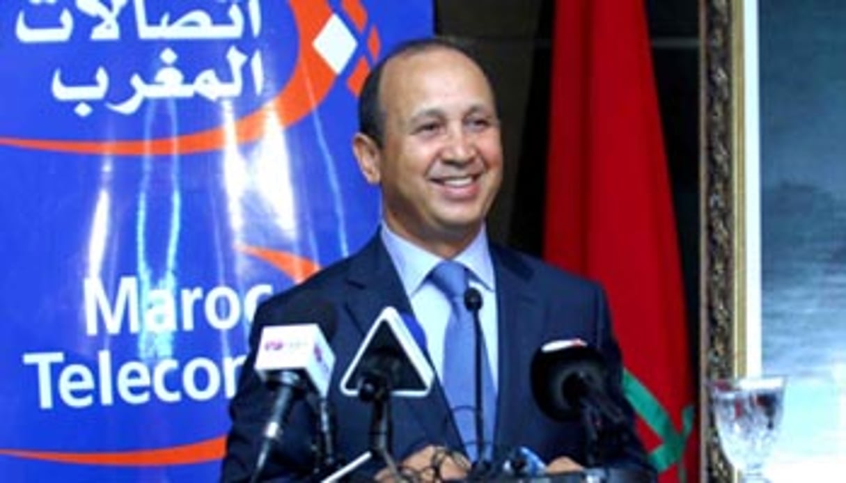 Abdeslam Ahizoune, le patron de Maroc Télécom, lors de la présentation des résultats annuels, le 21 février. © Maroc Télécom