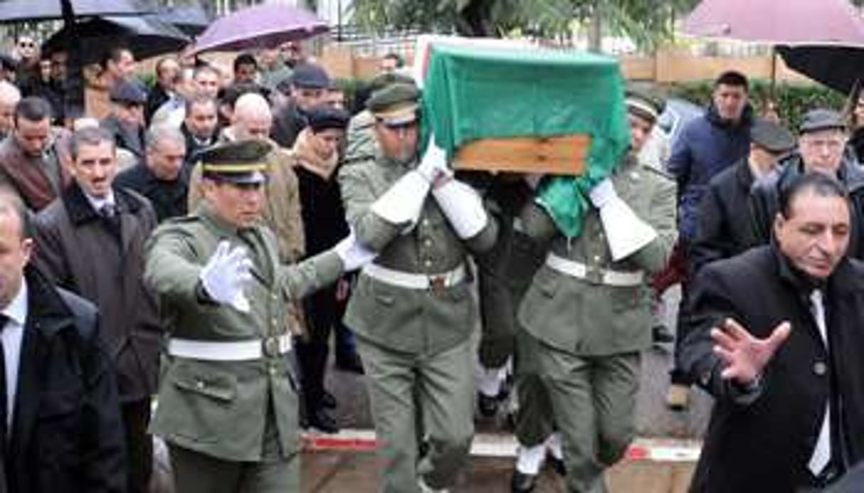 Obsèques d’Abderrazak Bouhara, le 11 février, à Alger. © Sipa