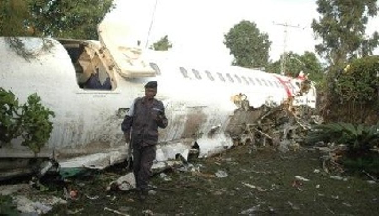 Le crash du Fokker 50 opéré par la compagnie congolaise CAA a fait 7 morts. DR