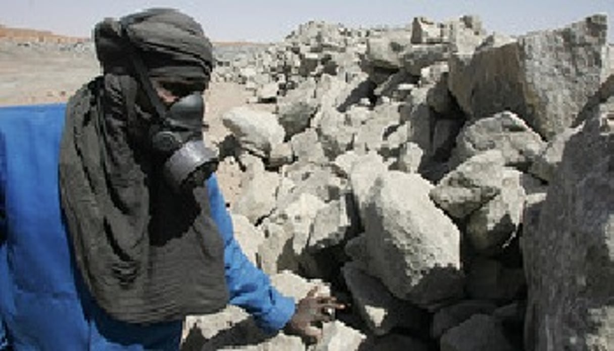 680 travailleurs ont déclaré avoir cessé le travail à la mine de Somina. © AFP