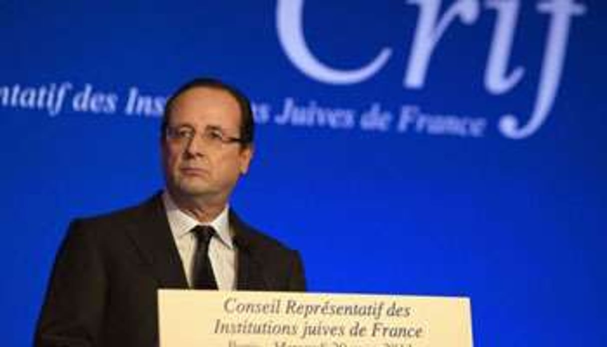 François Hollande pendant son discours lors du dîner annuel du Crif, le 20 mars 2013, à Paris. © Joel Saget/AFP