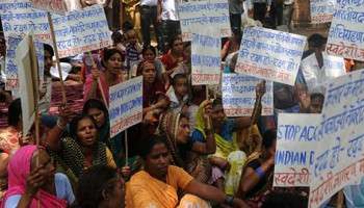 Manifestation contre le groupe pharmaceutique suisse Novartis, le 10 juillet 2012 à New Delhi. © AFP