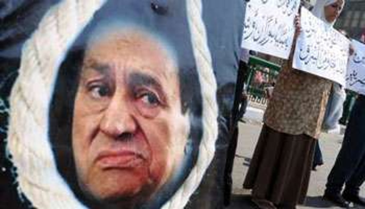 En 2012, le parquet égyptien avait requis la peine de mort contre l’ancien président Moubarak. © AFP