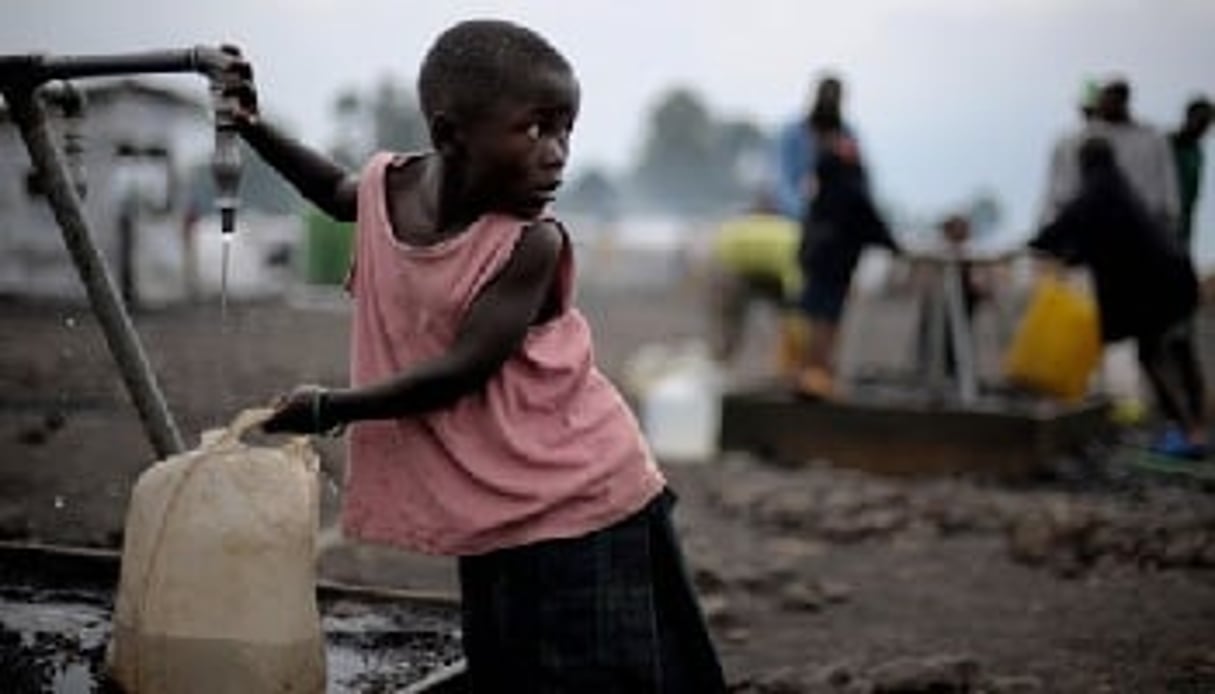 Il y avait deux fois plus de personnes extrêmement pauvres vivant en Afrique subsaharienne en 2010 (414 millions) qu’il y a trois décennies (205 millions). © AFP