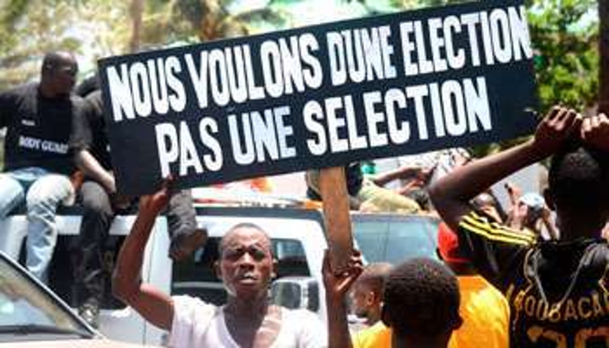 Des affrontements avec les forces de l’ordre ont émaillé les manifestations à Conakry. © AFP