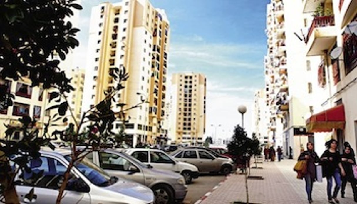 La cité du 5-Juillet, dans la banlieue d’Alger. © Lahcene Habib/Signatures