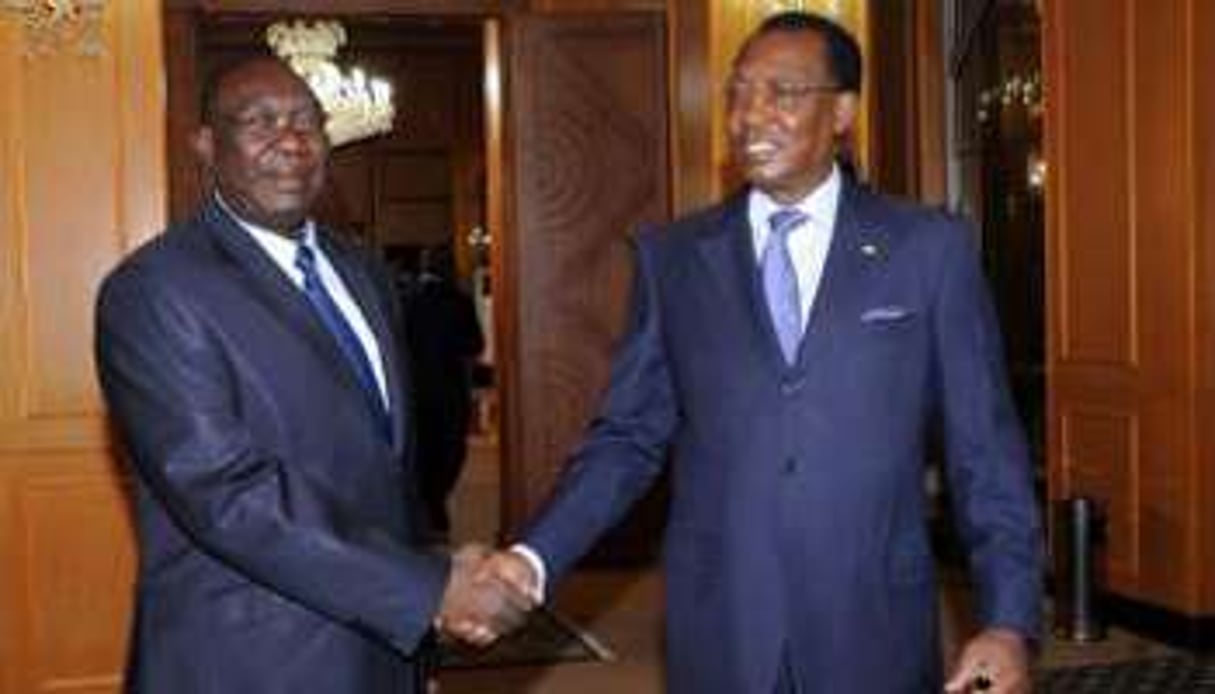 Idriss Déby Itno et Michel Djotodia, le 14 mai 2013 à N’Djamena. © AFP