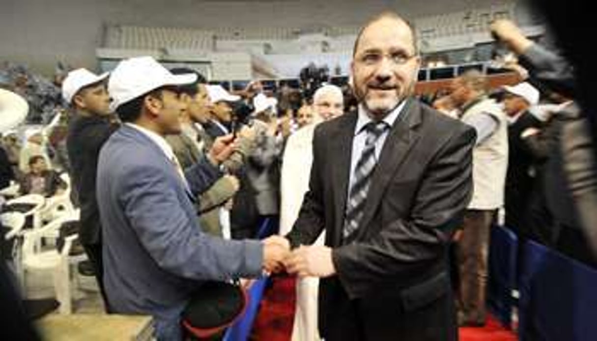 Abderrezak Mokri, lors du cinquième congrès du parti, le 2 mai, à Alger. © Louiza Ammi