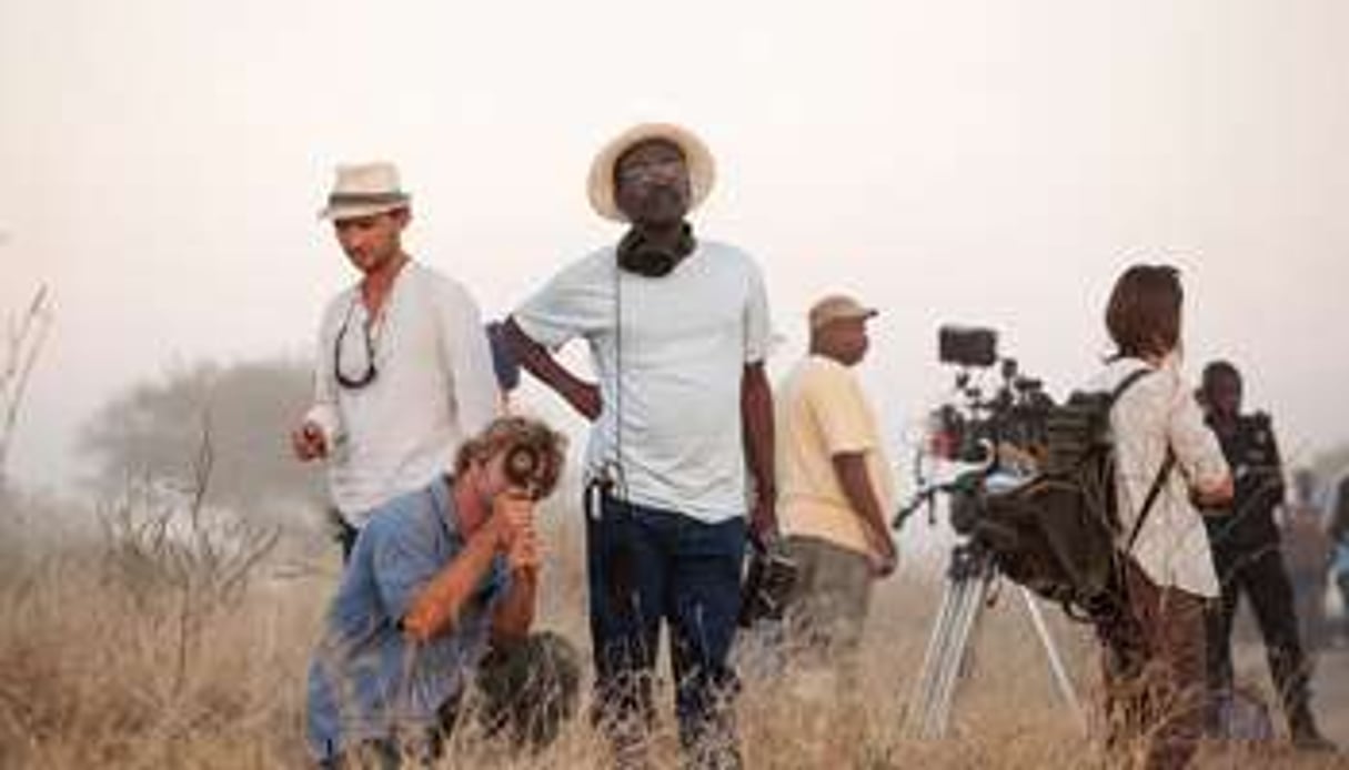 Mahamat Saleh Haroun sur le tournage de GrisGris, au Tchad. © Frank Verdier/Pili Films