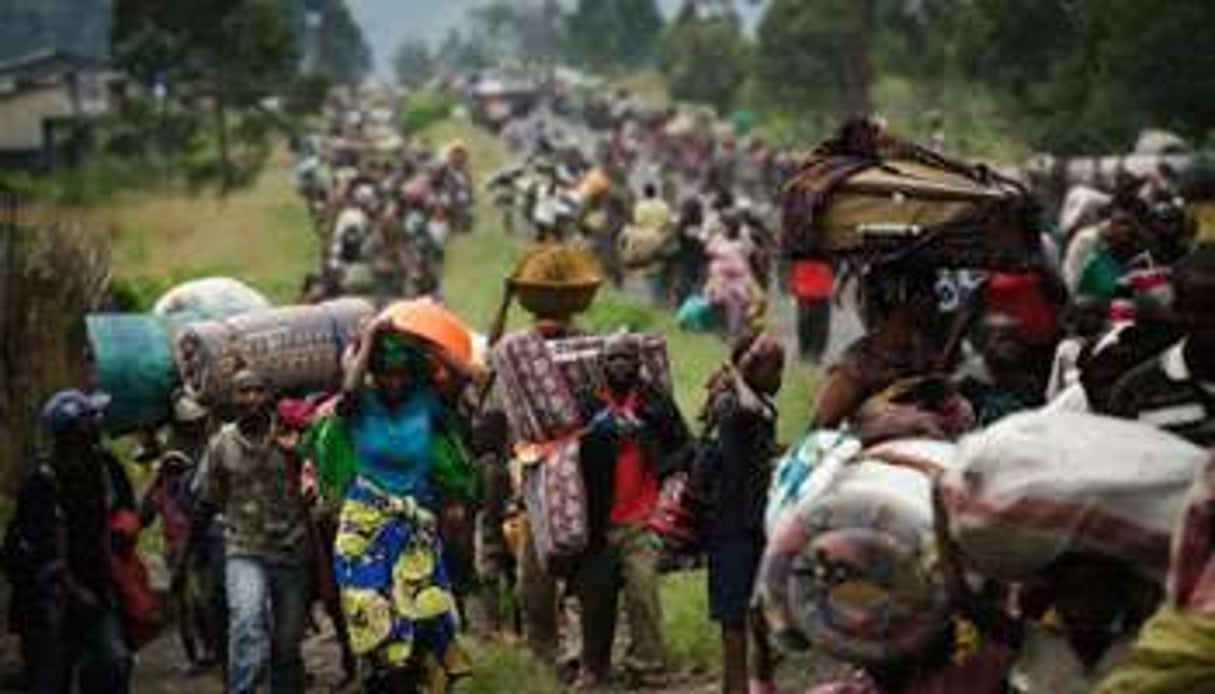 Les déplacés sont obligés de fuir leurs camps en raison des combats dans l’est de la RDC. © AFP