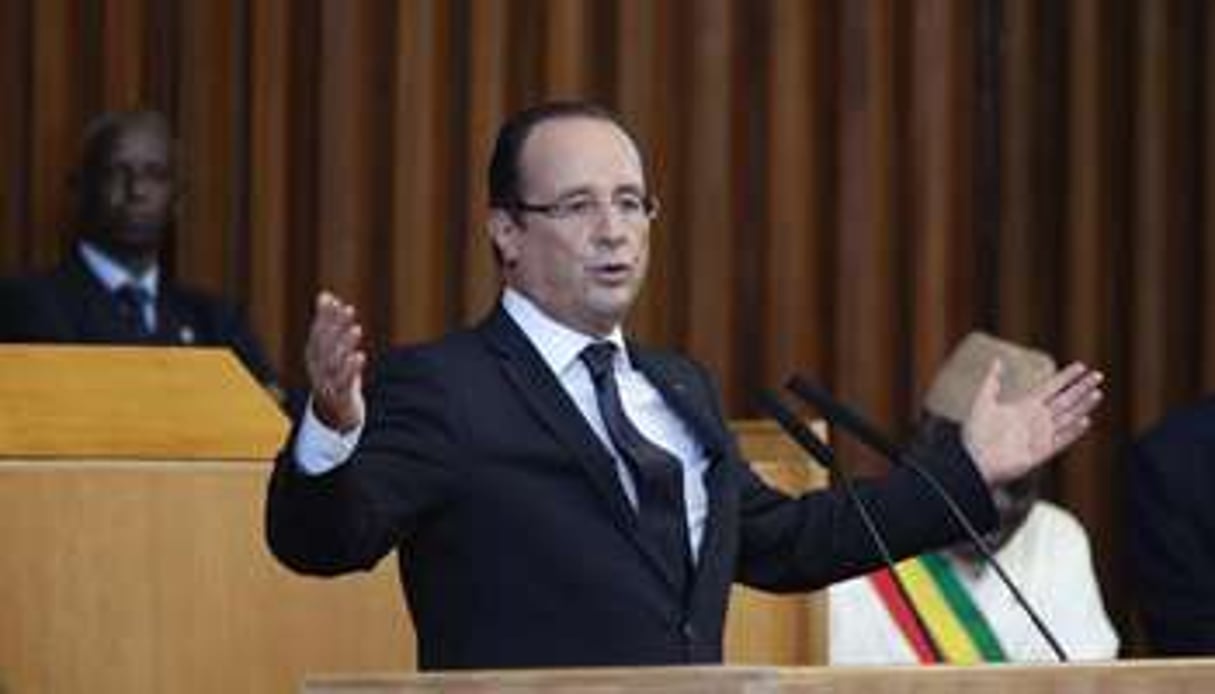 François Hollande lors de son discours devant l’Assemblée sénégalaise, à Dakar, en octobre 2012 © Reuters