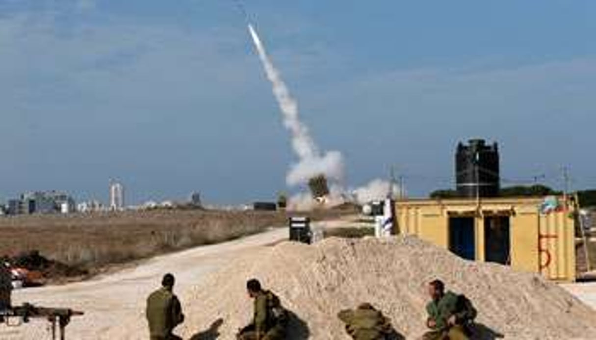 Tir d’un missile dans le sud d’Israël, le 18 novembre 2012. © Reuters