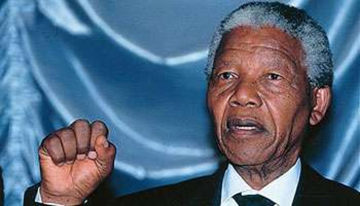 Nelson Mandela est toujours hospitalisé suite aux conséquences d’une infection pulmonaire. © DR