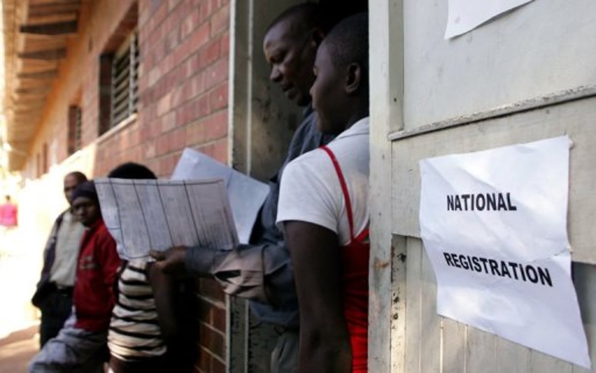 Zimbabwe: les pays voisins arbitres des élections © AFP