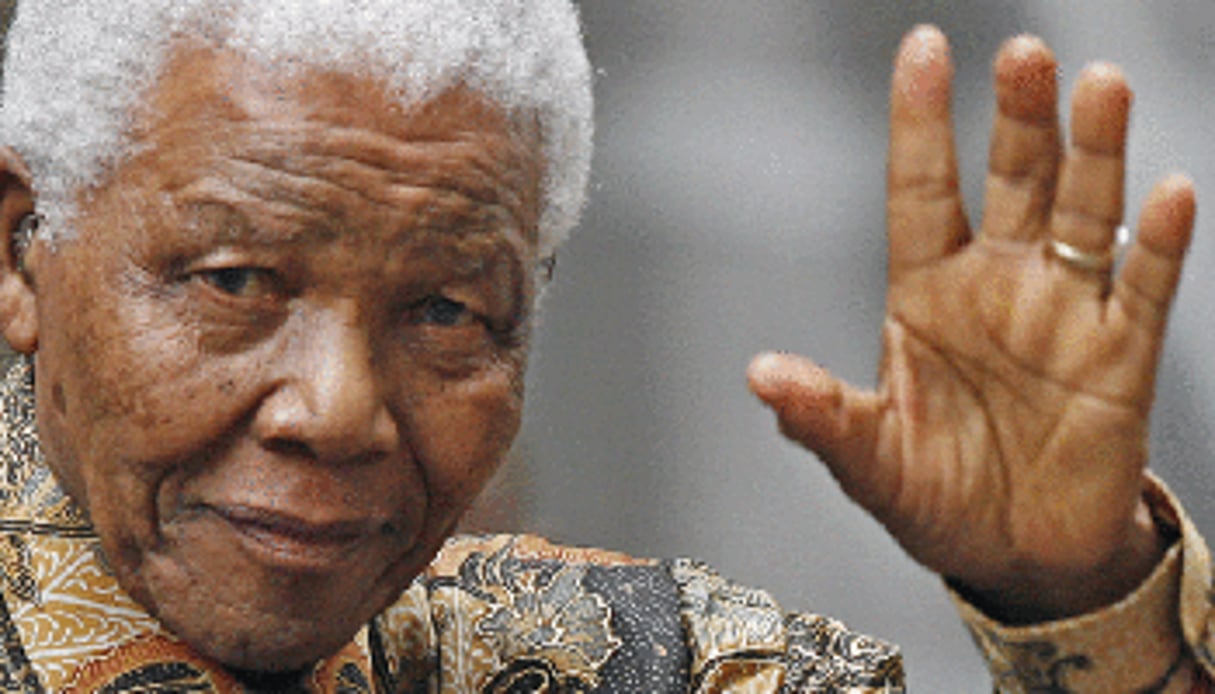 L’ancien président sud-africain, Nelson Mandela. © AFP