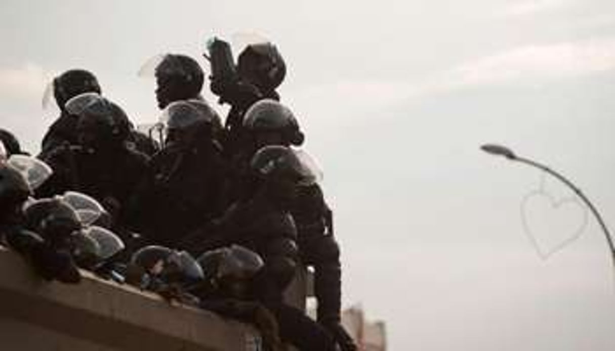 Des policiers congolais à Lubumbashi. © AFP