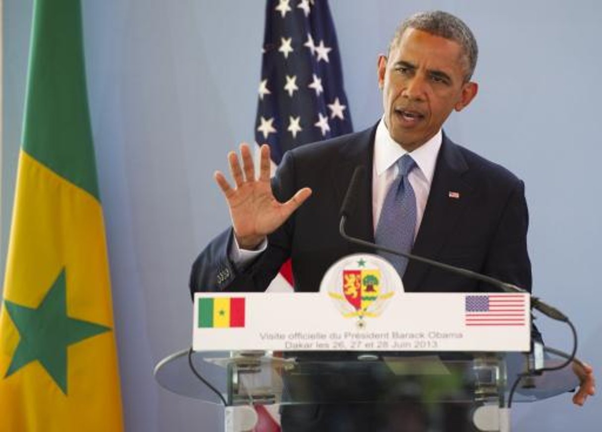 Obama loue le « héros » Mandela, soutient les homosexuels africains © AFP