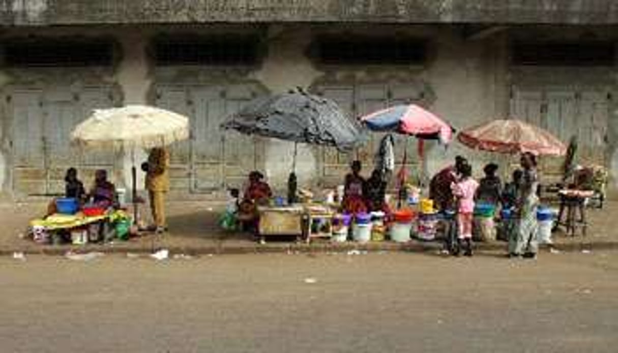 Scène de rue à Conakry, en Guinée. © AFP