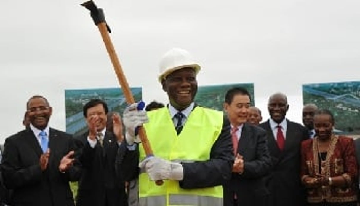 Lancement des travaux de l’autoroute Abidjan-Bassam en présence d’Alassane Ouattara. © AFP