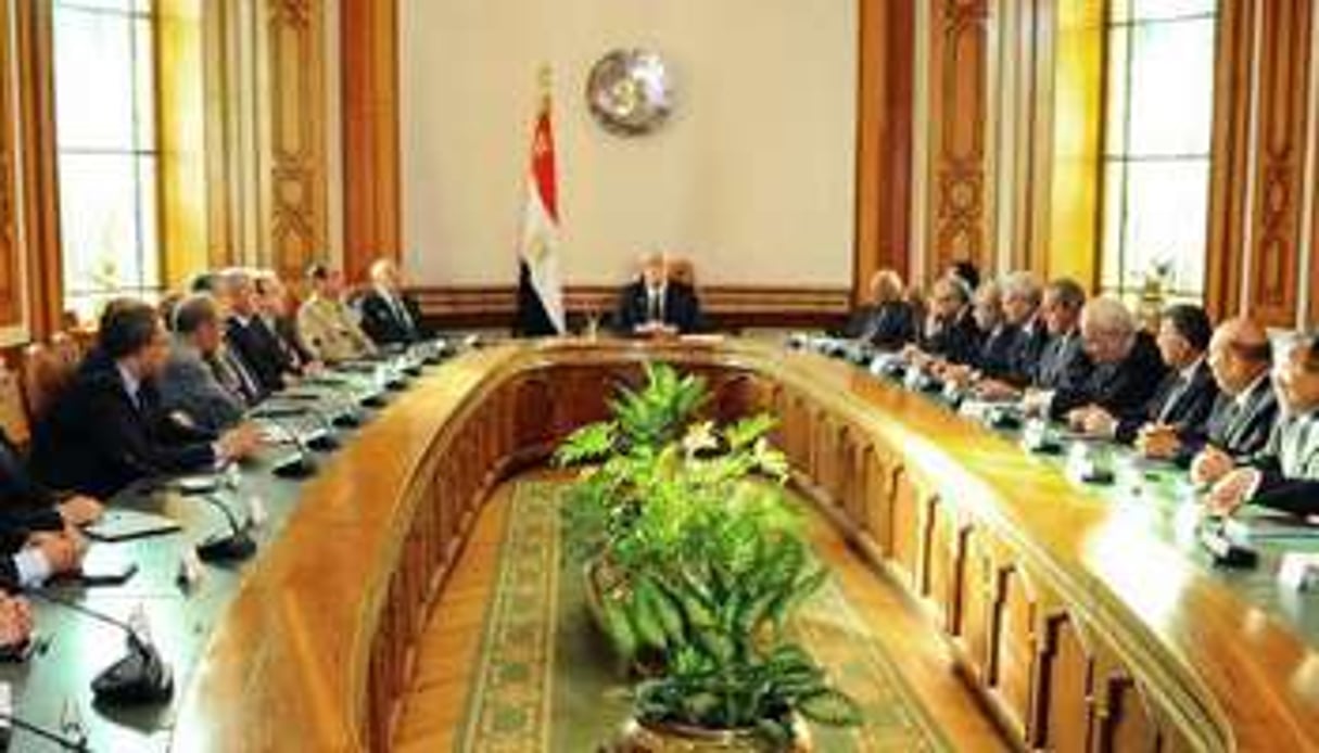 Le nouveau gouvernement égyptien, le 16 juillet 2013 au Caire. © AFP